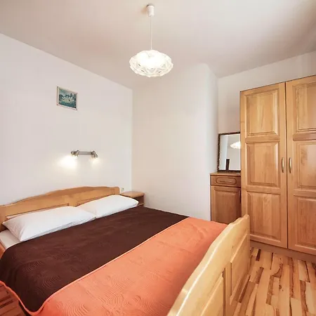 Apartament Srima 15621f *